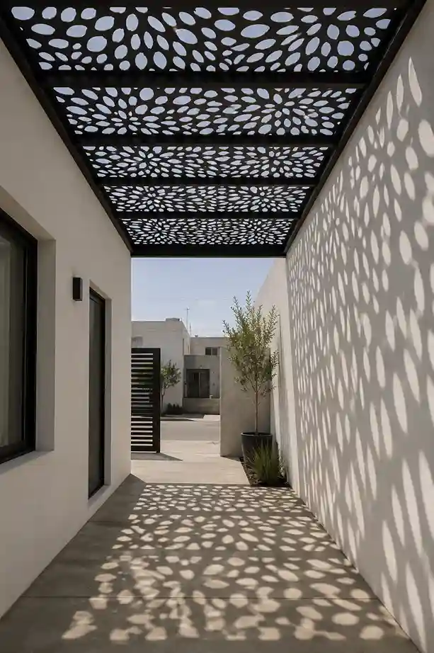 Techumbres con celosías de herrería en Ciudad Juárez